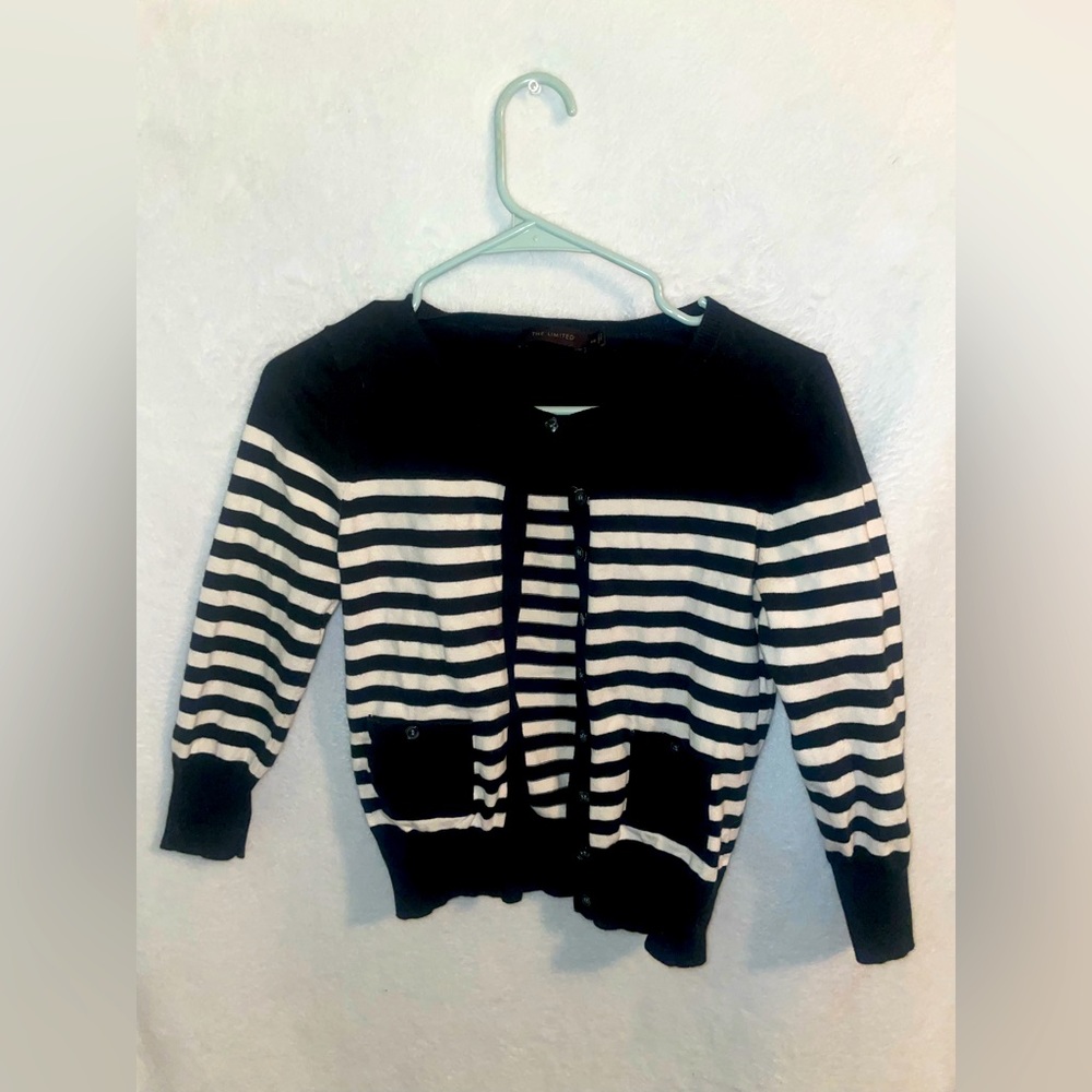 BLACK + WHITE, SMALL, SWEATER, CROP-TOP STYLE